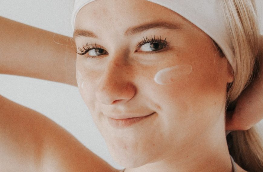 How Essential Oils Can Enhance Your Beauty Routine and Well-Being!
